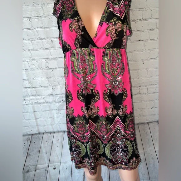 Bobbie Brooks Ladies Pink & Black floral dress size S - Picture 3 of 12